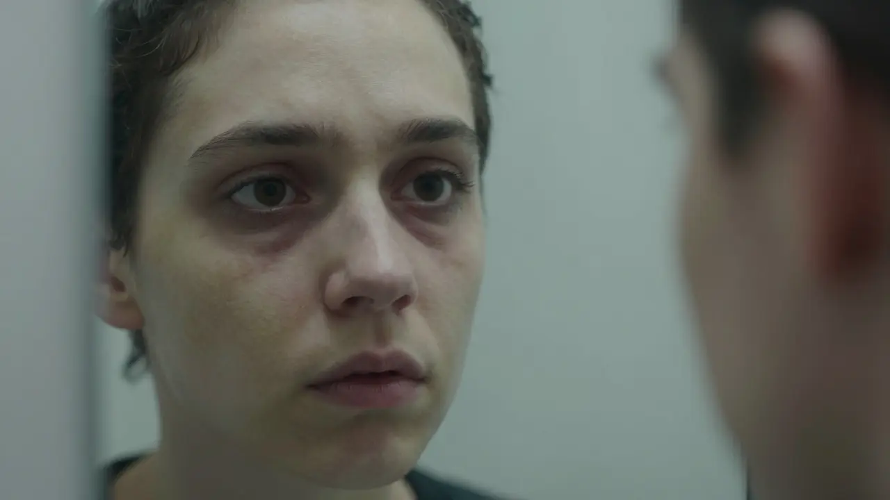 Damaged Liver Signs: Warning Red Flags and the Link to Energy Drinks